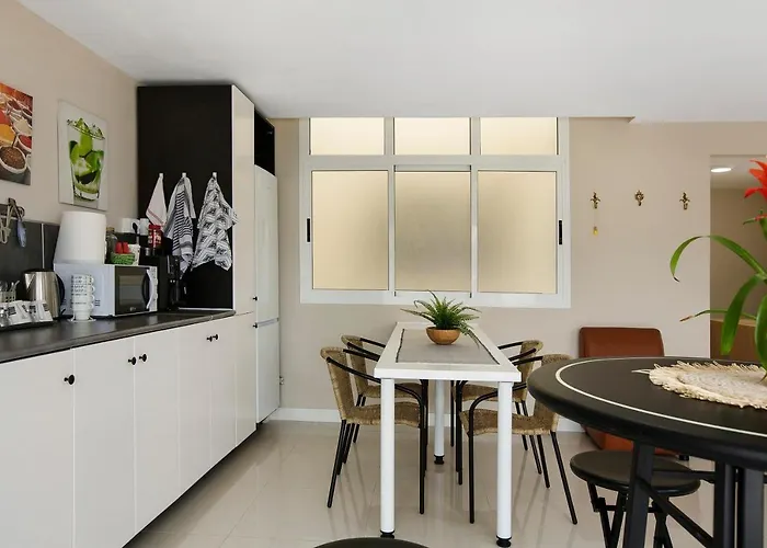 Estudio Massimo 7b * Las Palmas de Gran Canaria